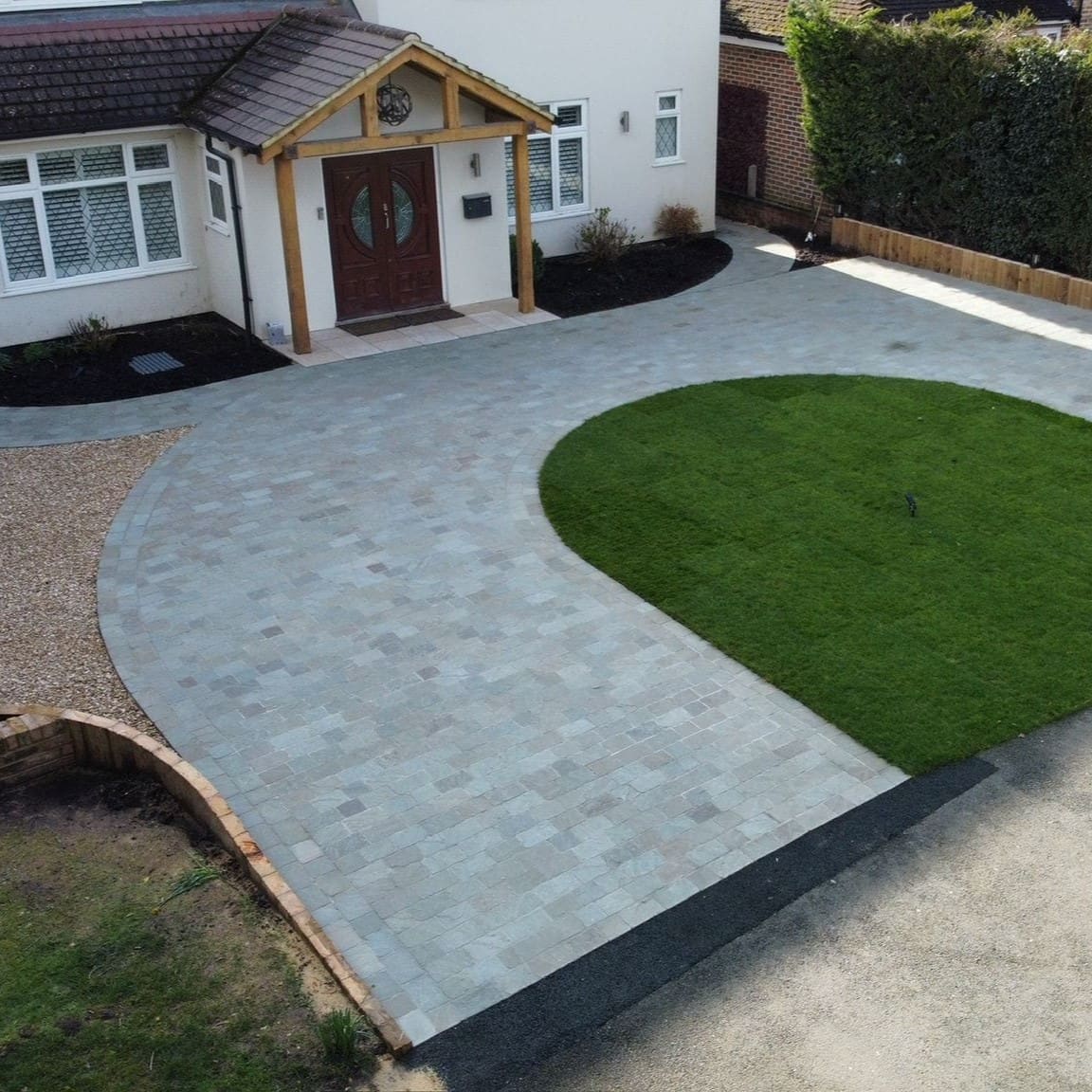 Fossestone Cinder Sandstone Block Paving - Image 6