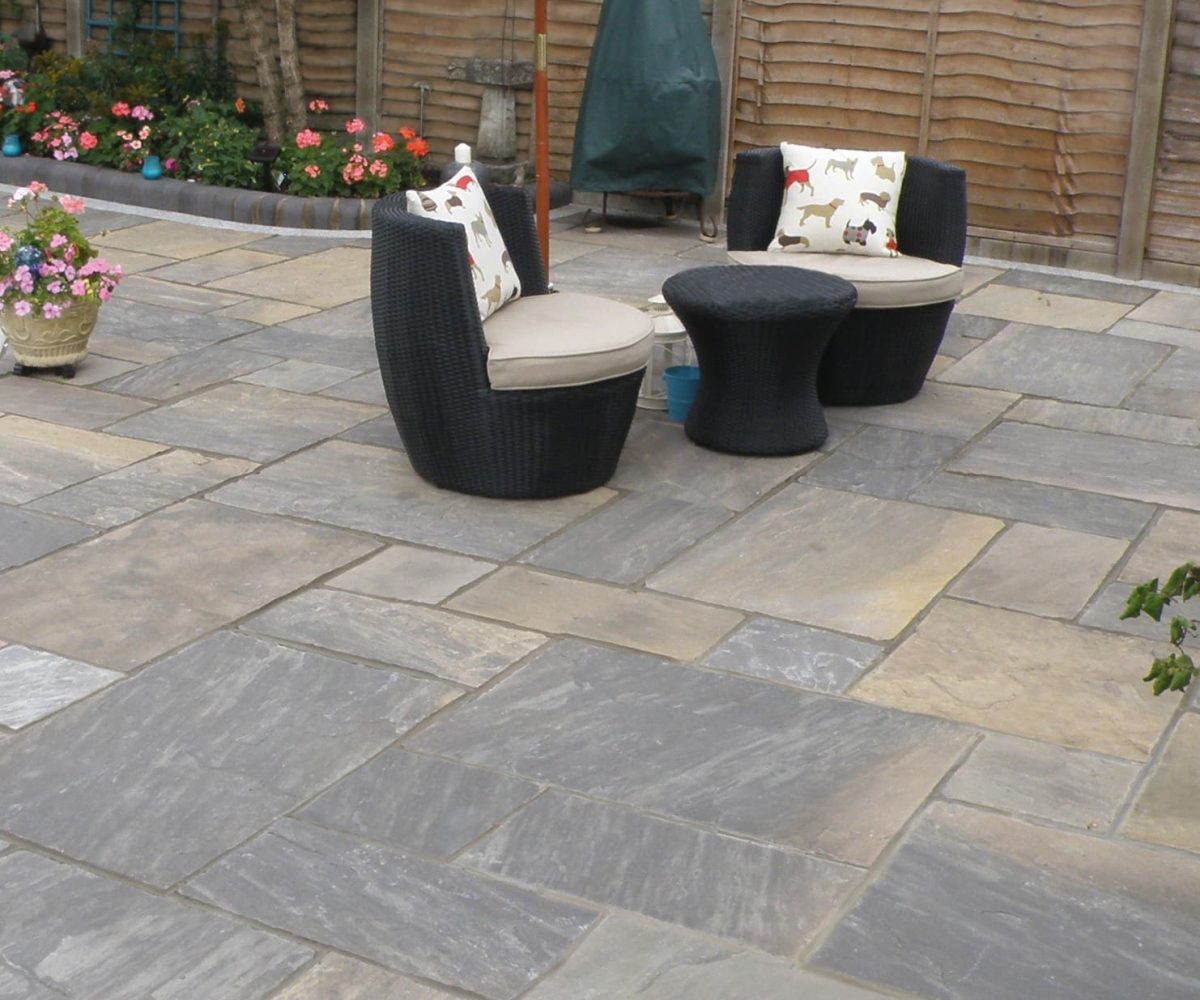 Natural-Paving-Classicstone-Graphite-Stone-Paving-Patio-with-Outdoor-Seating-1.jpg