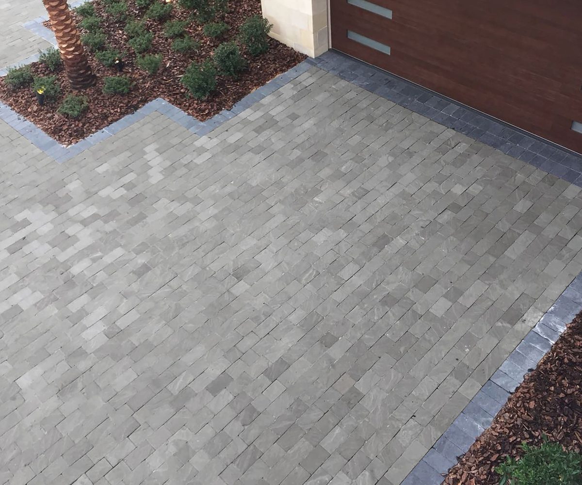 Natural-Paving-Fossestone-Cinder-Block-Paving-Driveway-1.jpg