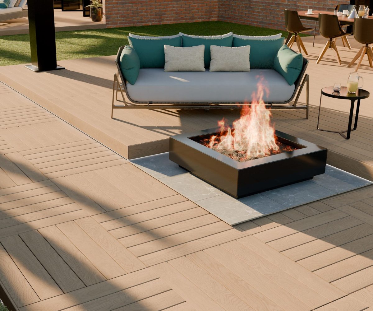 Pioneer-Darker-Ipe-Advanced-Composite-Decking-Boards-Alternative-Laying-Pattern-scaled-2.jpg