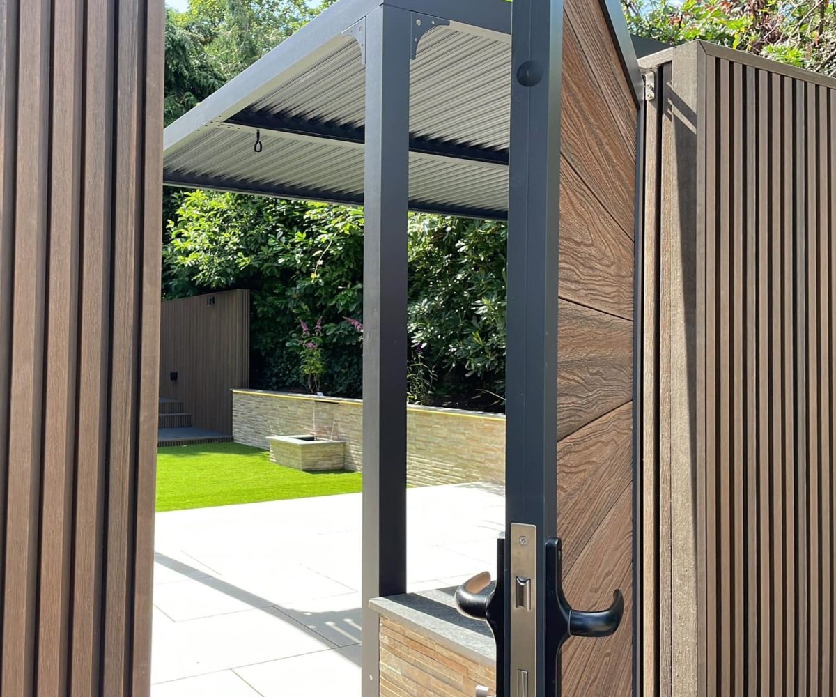 Piranha-Brown-Cedar-Traditional-Gate-Kit-opening-into-outdoor-living-space